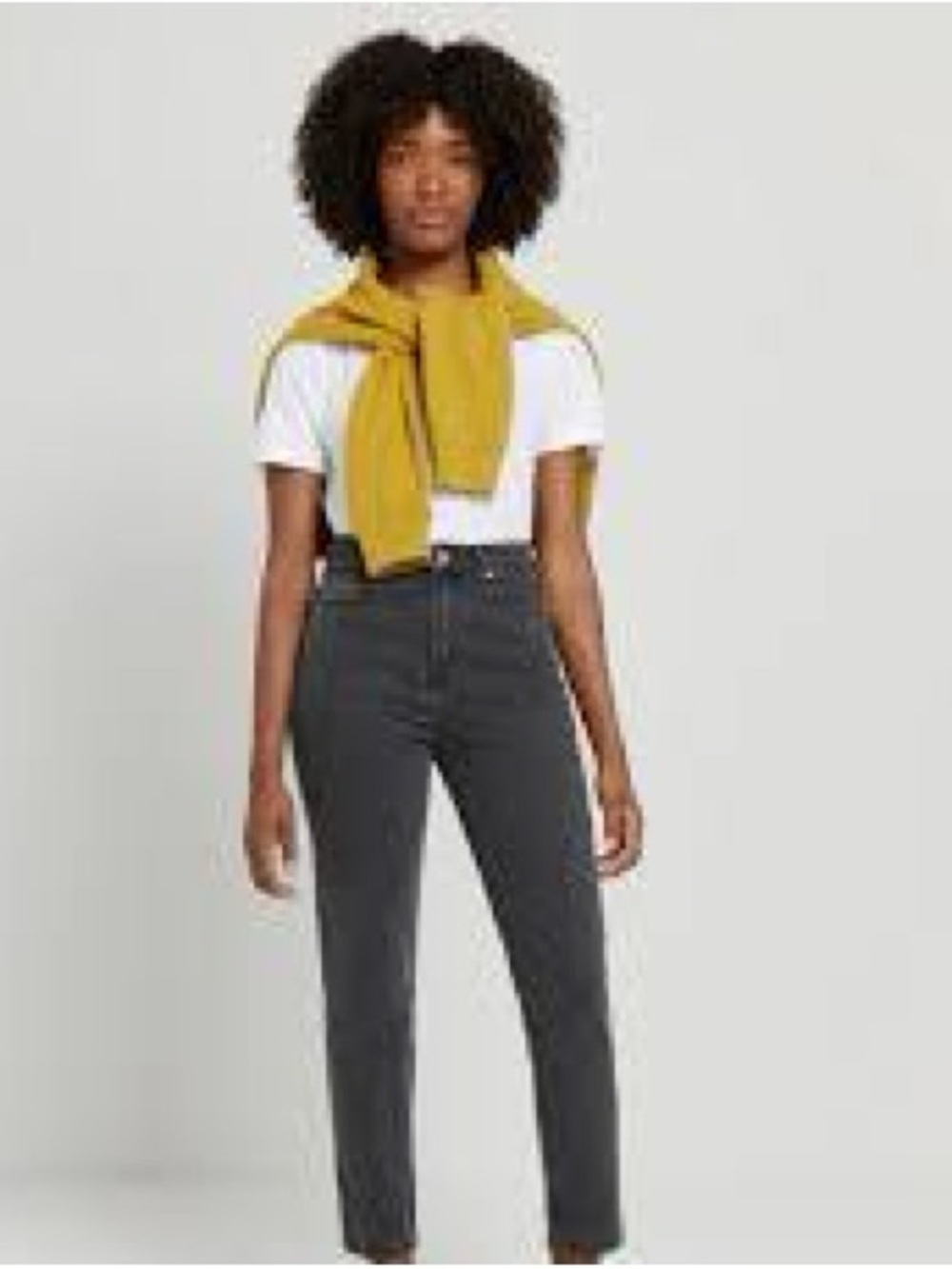 FRANK AND OAK, the Stevie tapered leg jeans!